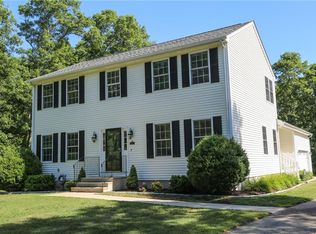 12 Raven Blvd, Coventry, RI 02827