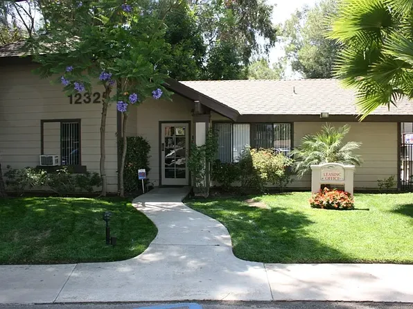 12315 Graham St APT 53, Moreno Valley, CA 92557