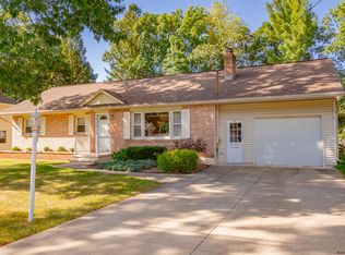 101 Fabian Dr, Schenectady, NY 12306
