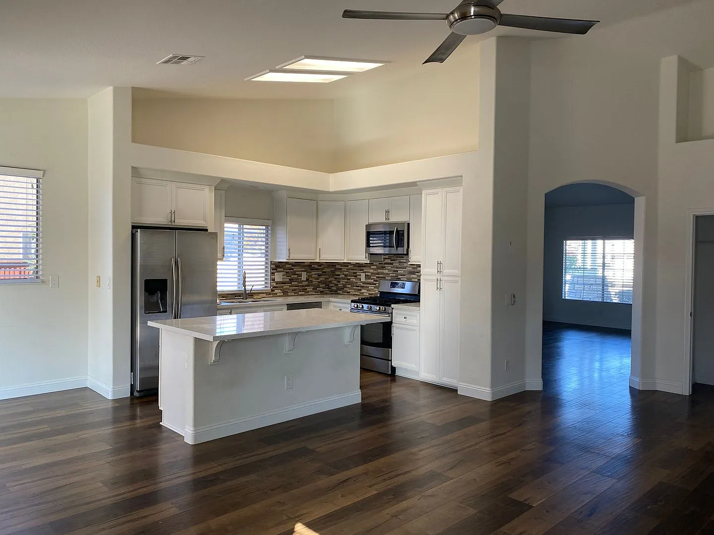 Available 10/1/26. Beautiful single level home on a cul-de-sac. — Photo 2