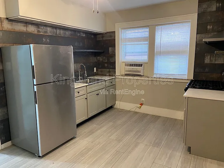 5015 Mardel Ave — Photo 5
