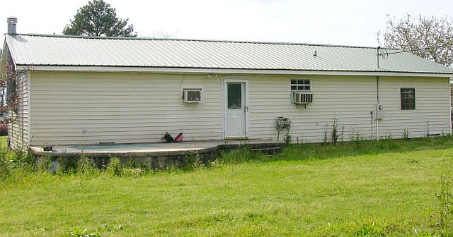 2nd image of 2845 County Road 4421