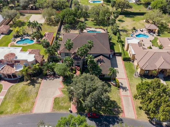 2310 Silverado North Dr, Palmhurst, TX 78573