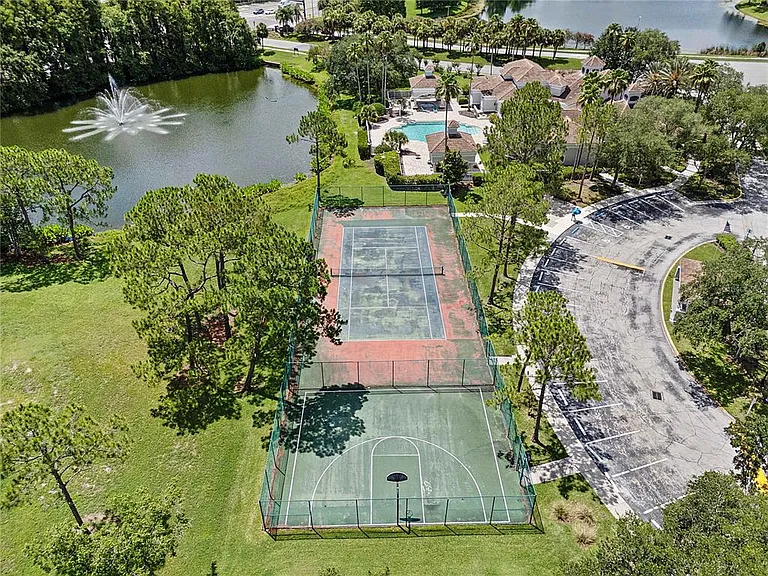 13929 Fairway Island Dr #818 — Photo 31