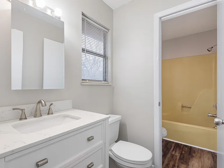 5126 Middle Ridge Ln — Photo 18