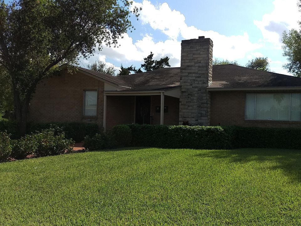 1st image of 1101 N 77 Sunshine Strip