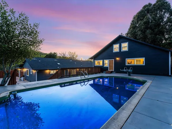 15 Amber Court, Novato, CA 94947