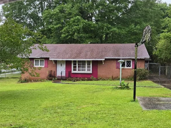 246 Pinetree Cir, Griffin, GA 30223