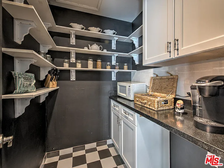 5025 Dantes View Dr — Photo 7