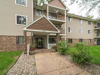 14115 Pennock Ave APT 207, Apple Valley, MN, 55124