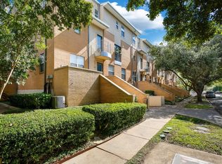3922 Gilbert Ave APT 205, Dallas, TX 75219