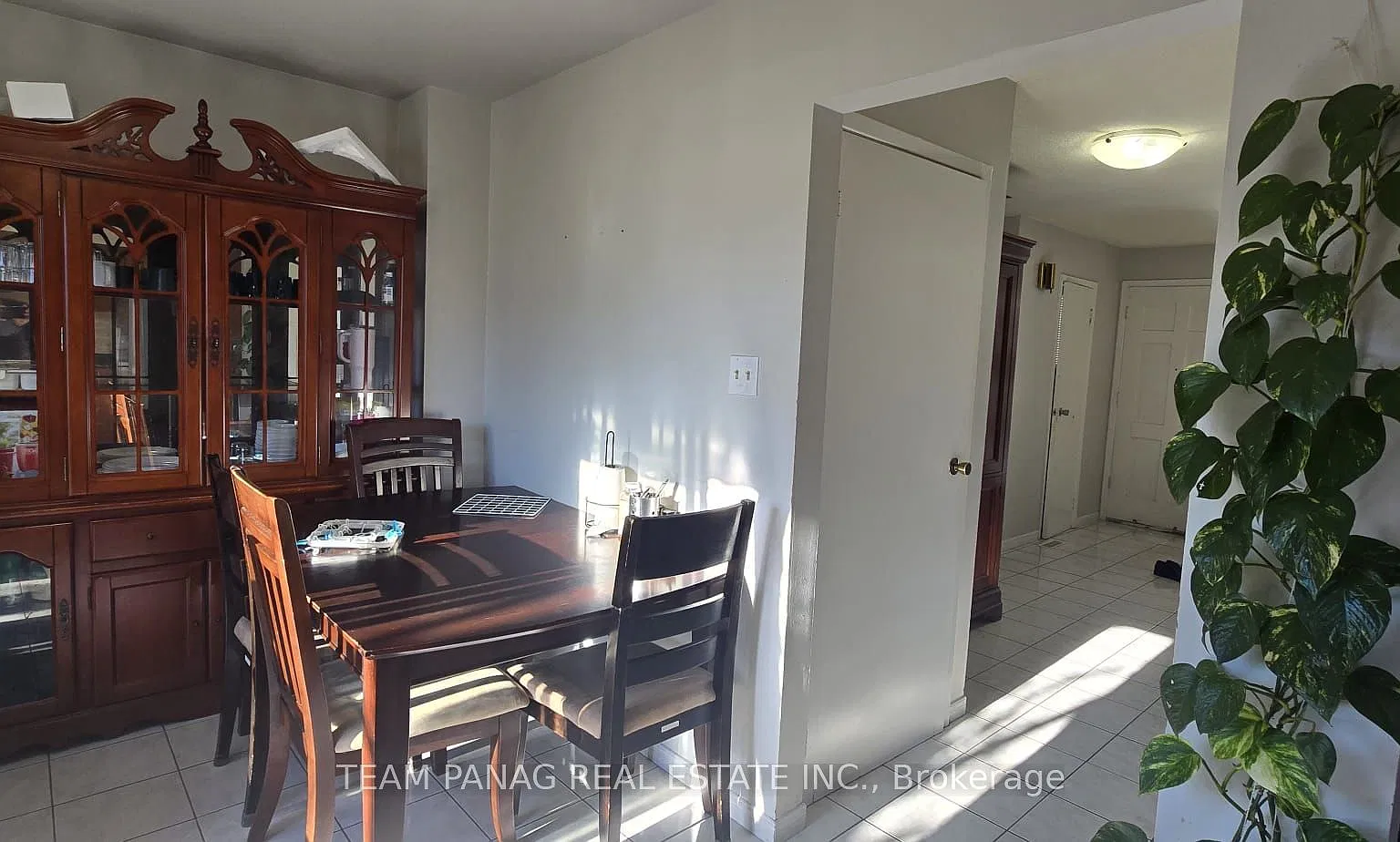 4 bed, $3,000 — Photo 3