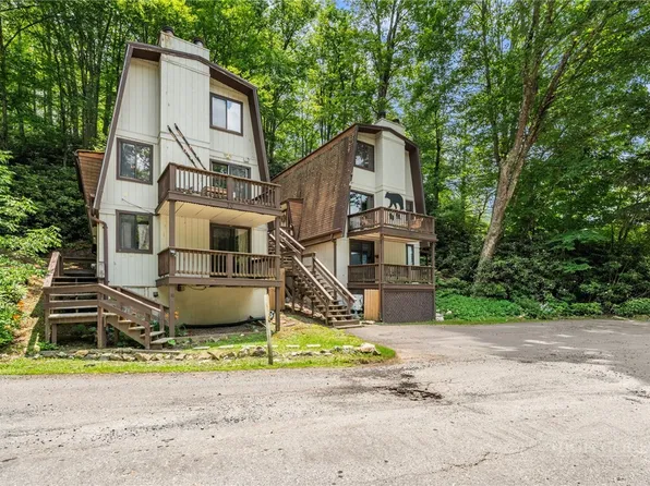 30 Creekside Drive #A, Banner Elk, NC 28604