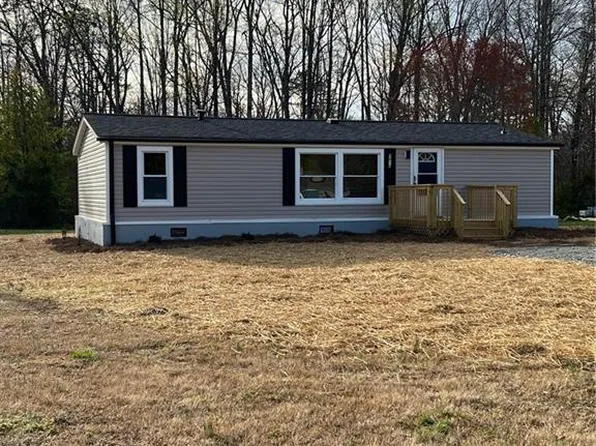 3016 Wishon Rd, Yadkinville, NC 27055