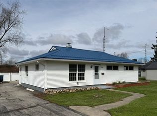 359 Denman Ave, Cortland, OH 44410