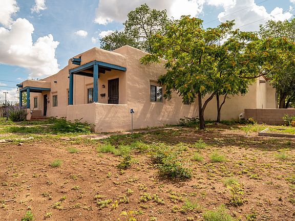 2nd image of 1402 Paseo De Peralta Unit 2