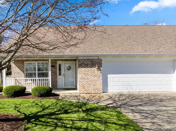 201 N Blue Ribbon Ct, Rushville, IN 46173