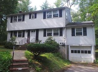 35 Prospect St, Foxboro, MA 02035