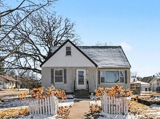 2016 Sherwood Ave, Saint Paul, MN 55119