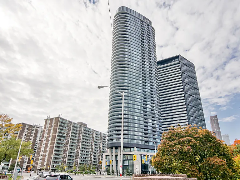 585 Bloor St E #2321 — Photo 4
