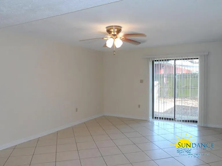 263K Brooks St SE — Photo 3