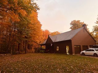 154 George Schnopp Rd, Hinsdale, MA 01235