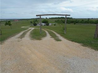 1175 County Road 427, Thrall, TX 76578