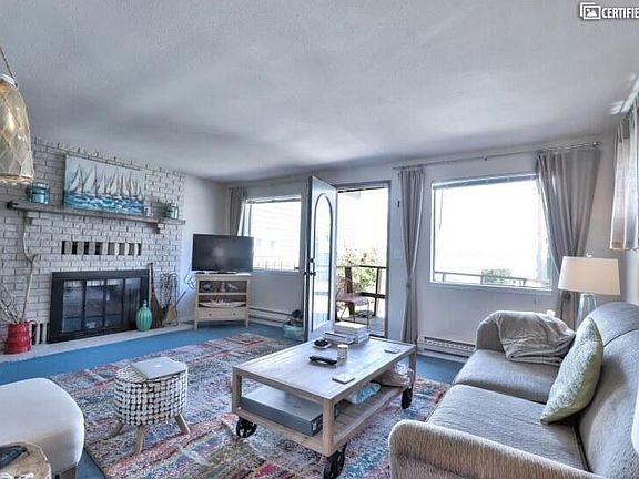 2nd image of 5408 Hyada Blvd NE
