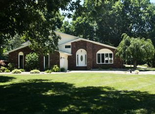 48977 Middle Ridge Rd, Amherst, OH 44001