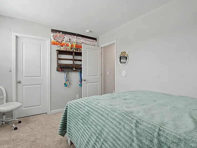 21 Terrier Ct — Photo 26