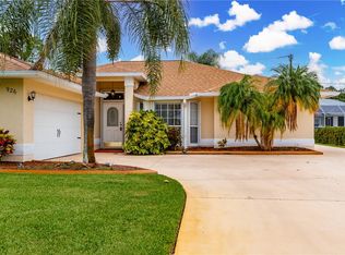 926 Bermuda Ave, Sebastian, FL 32958