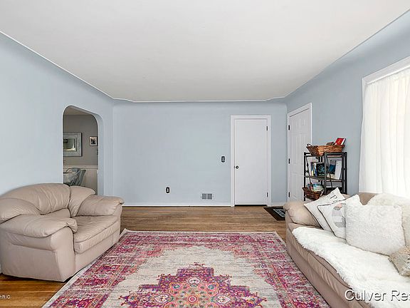 4th image of 6983 Eastern Ave SE