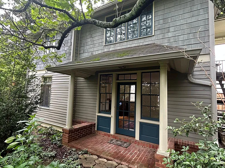 81 Spruce St NE — Photo 1