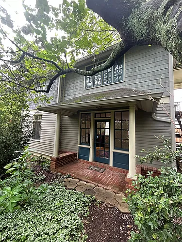 81 Spruce St NE Photo 1