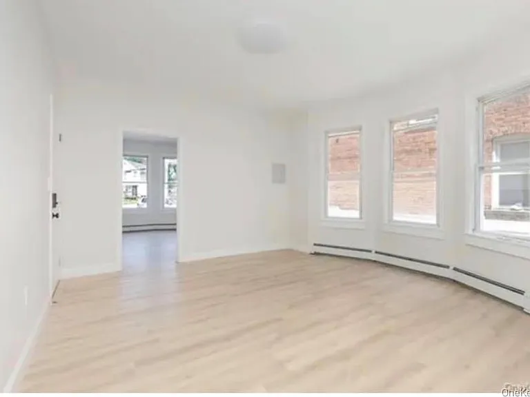 106 Winnikee Ave #3 — Photo 9