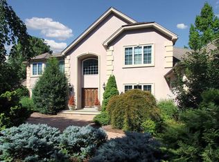 46 Corrigan Way, Old Tappan, NJ 07675