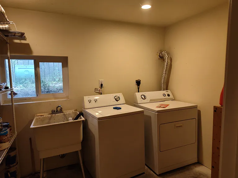 Laundry room with lots of storage