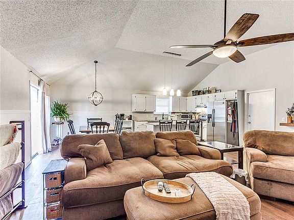 2nd image of 6644 NW 123rd St