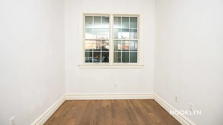 Rented by Nooklyn NYC LLC | media 45