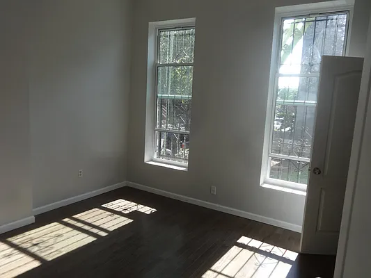 Rented by Blue Egg Realty Corp | media 11