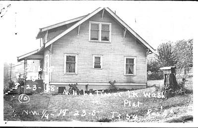 1923
