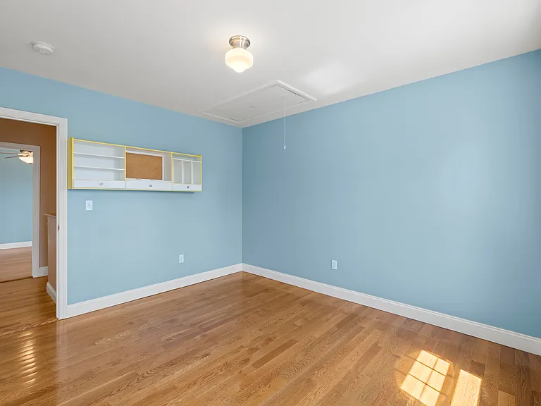 3 Prospect Hill St #3 — Photo 14