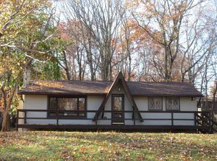 163 Skyview Rd, Dingmans Ferry, PA 18328