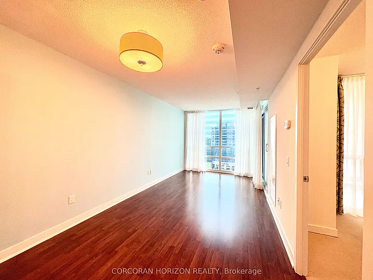 5740 Yonge St #708 — Photo 8
