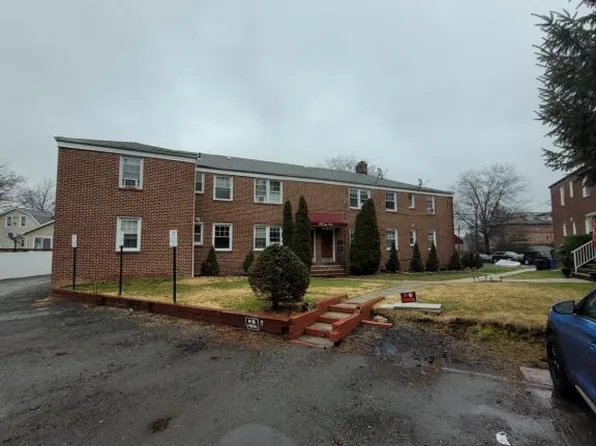 22 N Carpenter Ter, Belleville, NJ 07109