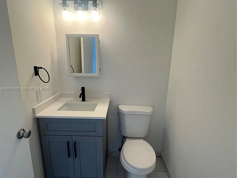 28 E 20th St #1 — Photo 6