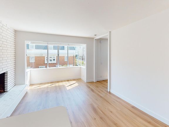 3rd image of 2200 Jackson St #202