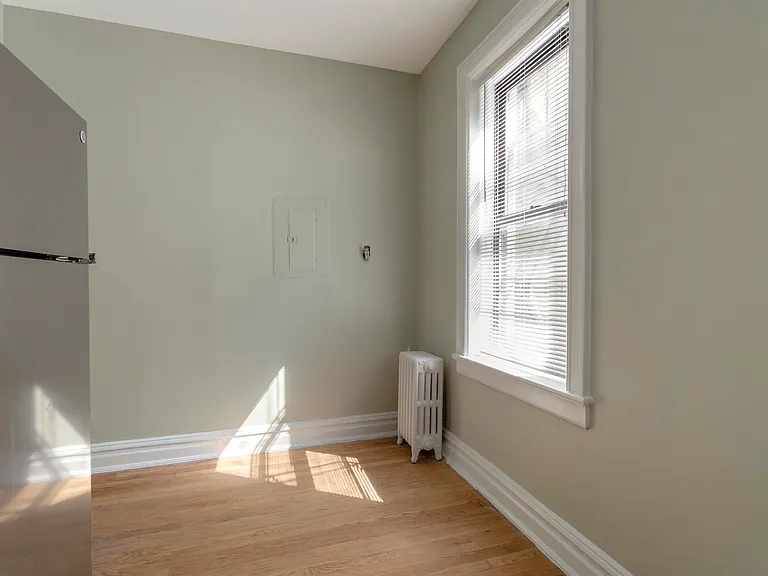 36 Duncan Ave #C6 — Photo 6