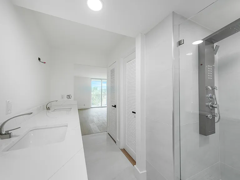 5301 NW 2nd Ave — Photo 34