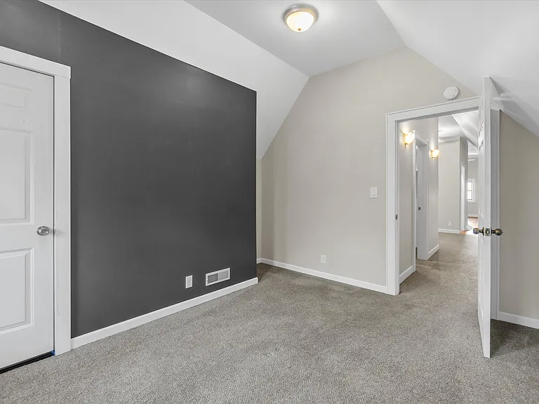 1827 N 1st St #1827 — Photo 36